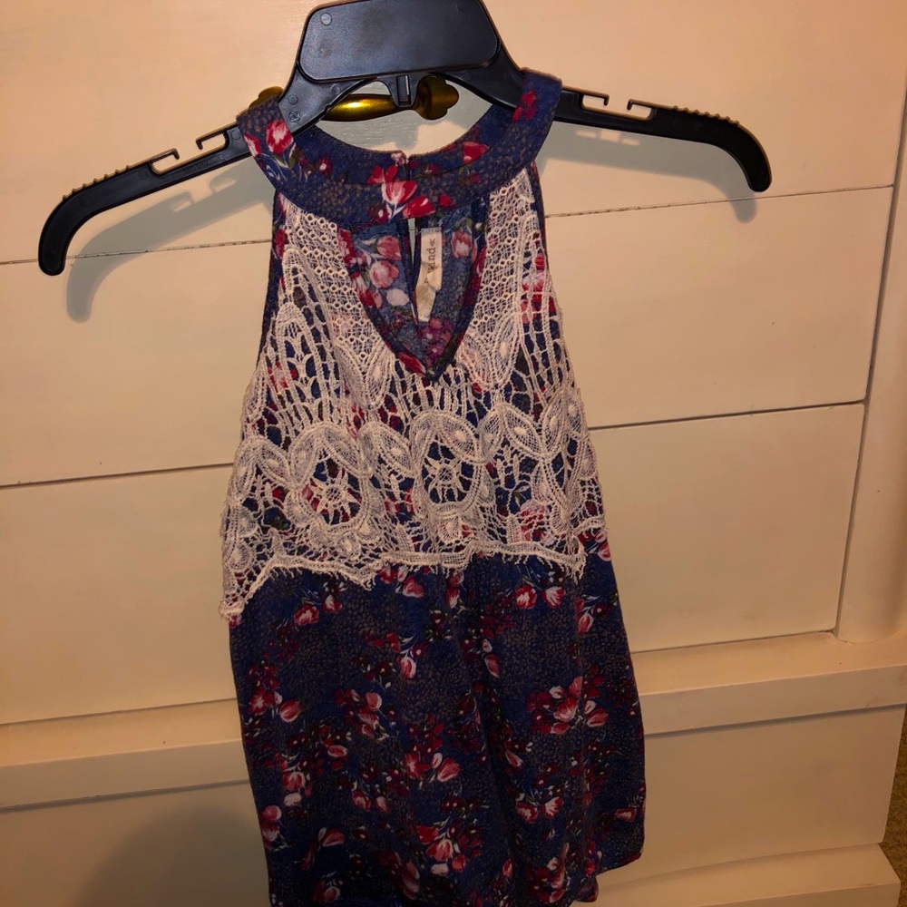 Small Summer Nice Top